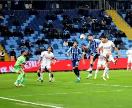 Adana Demirspor-Antalyaspor 1-1: Heyecanlı Beraberlik!