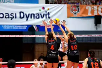Eczacıbaşı Dynavit, Aydın BŞB'yi 3-0 Yendi!
