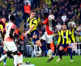 Fenerbahçe, Lyon'u Evinde 0-0'lık Berabere Tutttu