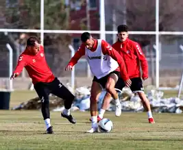 Süper Lig Takımı Kritik Maça Hazırlanıyor
