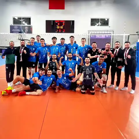 Altekma, Akkuş'a Karşı Zirveye Doğru!