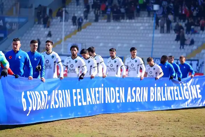 Hakan Kutlu: Hakem, Erzurumspor'u Etkiledi!