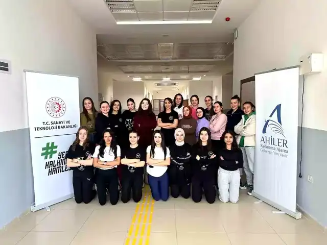 Nevşehir'de Kadınlara Pilates Eğitimi