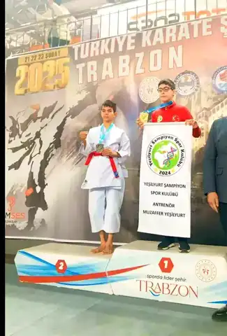 Serebral Palsili Karate Şampiyonu Batuhan