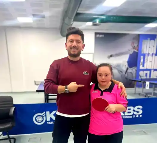 Zeynep Gözgen, Türkiye Masa Tenisi Şampiyonası'nda 4. Oldu!