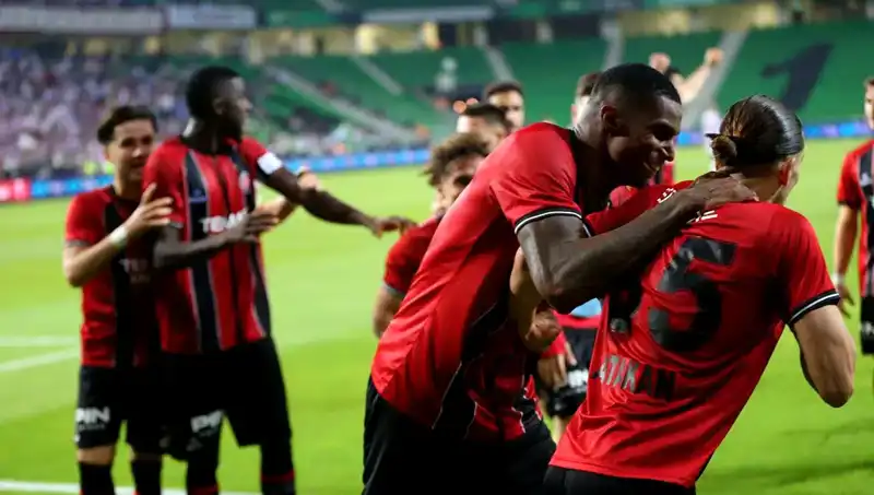 Karagümrük, Süper Lig'de! İstanbul'un Fethine Atıf
